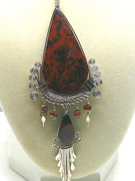 Jewelry - Mahogany Agate Necklace